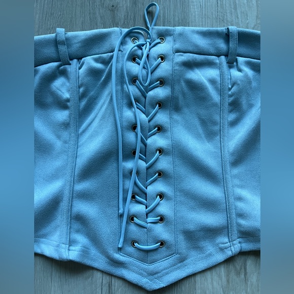 PrettyLittleThing corset style blue top - Picture 2 of 5
